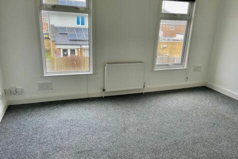 Seaview Road, Shoeburyness photo 3
