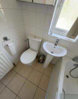 Upstairs Bathroom