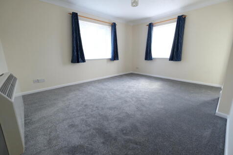 STUDIO ROOM