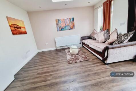 Elm Road, Reading, RG6 photo 5