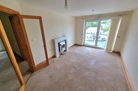 Sitting room 1.jpg