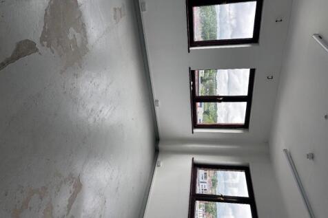 Office to rent Image 4