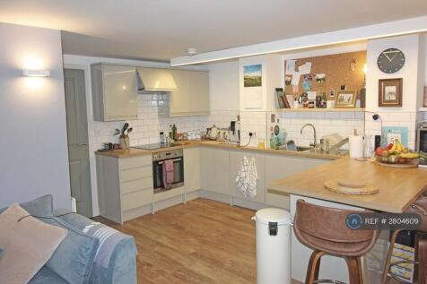 Living/Kitchen/Dining 