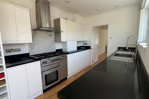 Kitchen.2