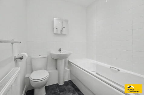 18 Victoria Park, Ulverston, LA12 7TT photo 4