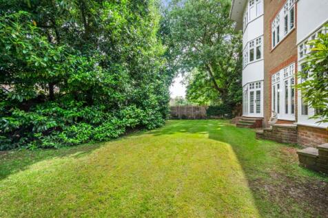 Commuanl Gardens