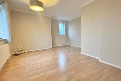 The Lindens, Towcester, NN12 photo 3