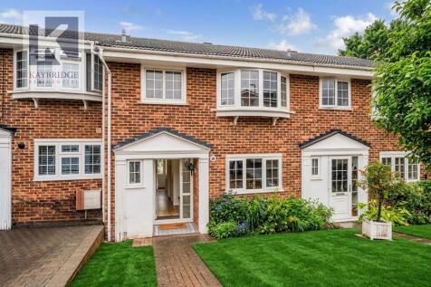 Leas Close, Chessington - KT9 2EQ