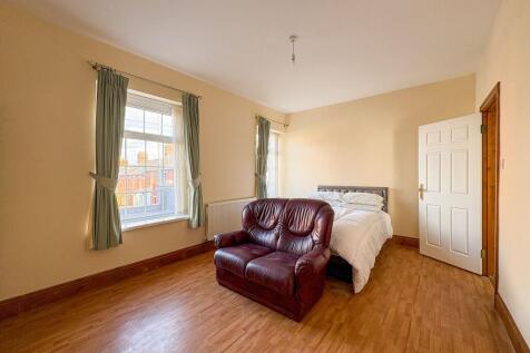 First Floor Front Bedroom