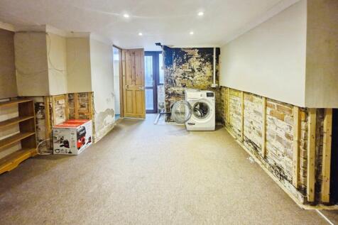 17b480aa-10000608...