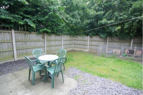 The Feathers - Rear Garden