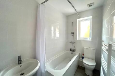 8932E4BD-5333-4425-B2E4-648AC931EEBA.jpg