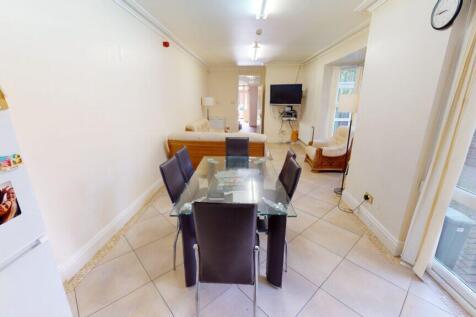 2 Raglan Road, Edgbaston, Birmingham B5 7RA photo 4