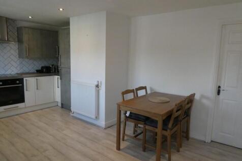 Lime Tree Walk, Conisbrough, DN12 photo 4