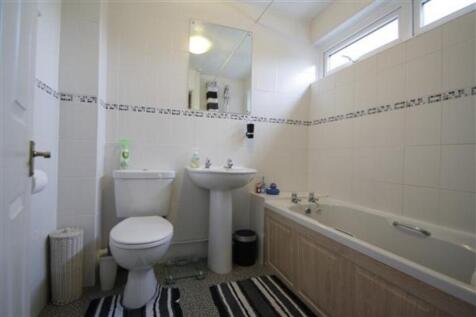 Tintern Close, Ipswich photo 4