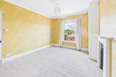 CAM02545G0-PR0486-STILL043