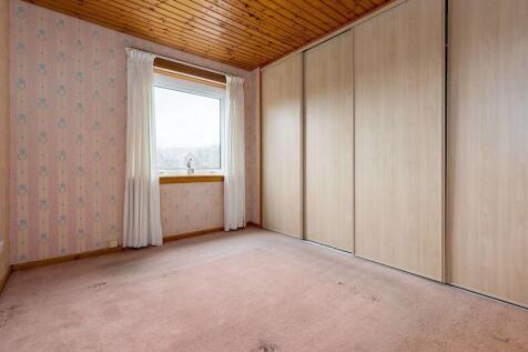 3 bed, 1 bath Link Detached House in Leeds - Photo 12