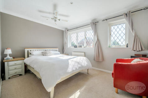 52e23702-59aa-43d...