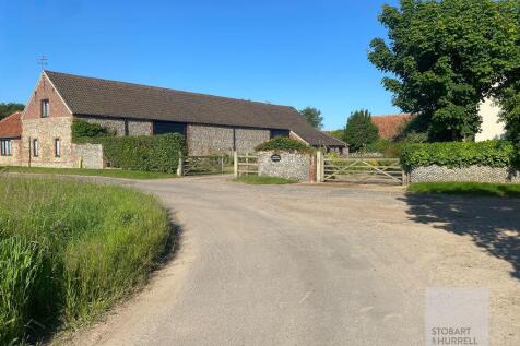 Barn From The Road