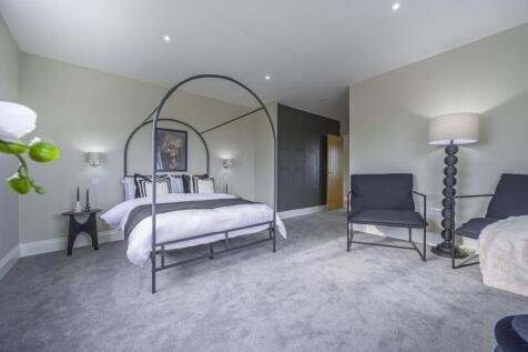 Main Bedroom - EweMove Swindon South