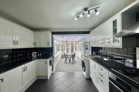 kitchen to conser...
