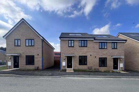 12 Spearwort Avenue front shot .jpeg