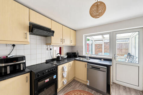 Mount House Close, Hythe photo 4
