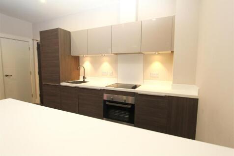 Kitchen 2.JPG