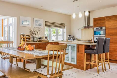 51 Saint Leonard's Avenue, Hayling Island-Small-Po