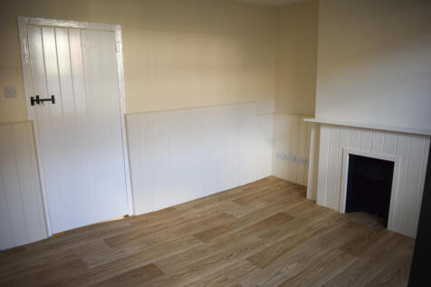 Phipp's Bridge Road, Colliers Wood, Merton, London photo 5