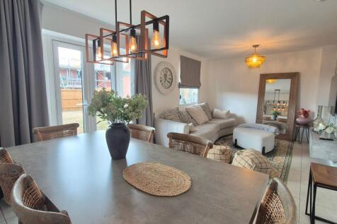 Lounge/Diner
