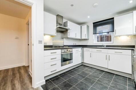 2 bed, 1 bath Flat in edinburgh - Photo 8