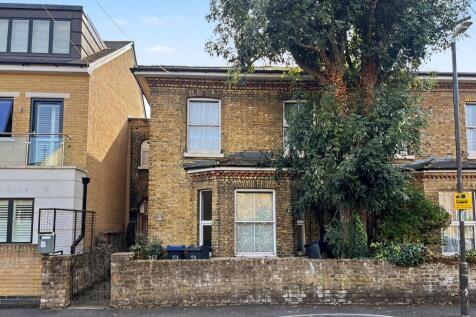 1B Arnold Road, Tooting, London, SW17 9HU