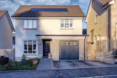 4 Bedroom Detached Villa