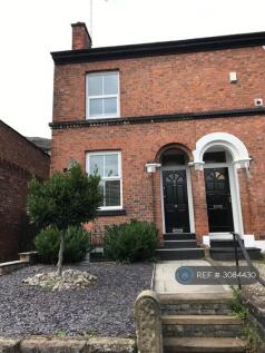 3-bed terraced on Grosvenor Road, Altrincham, WA14, £2,100/mo