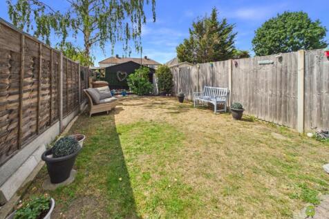Presented by Clinton at EweMove Bexleyheath and Da