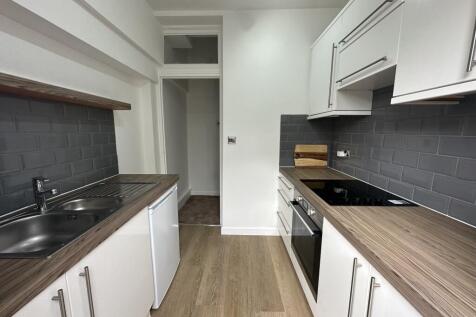 84 Norbreck Road, Thornton Cleveleys photo 3
