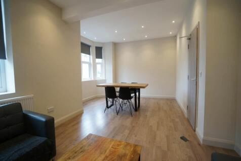 37FarrarRoad_Living1.3.JPG