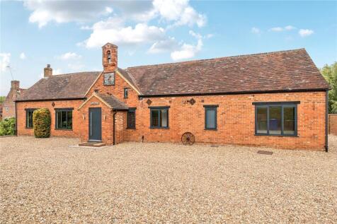 4-bed detached on Winkfield Lane, Maidens Green, Winkfield, Berkshire, SL4, £6,000/mo