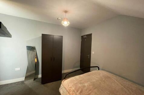 Room 5 (1)