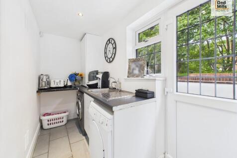 CAM04261G0-PR0080...