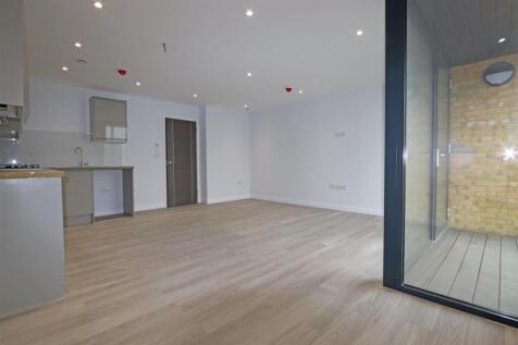Kitchen-Lounge