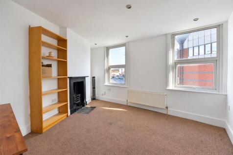 2-bed flat on Brightfield Road, Lee, London, SE12, £1,650/mo