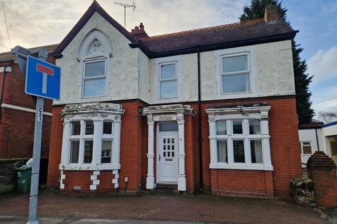 39 Market Street - 3 bedroom detached house to le