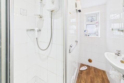 CAM02089G0-PR0615...