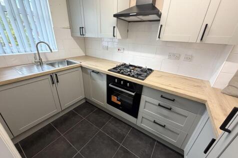 Devoke Road, Woodhouse Park, Manchester photo 3