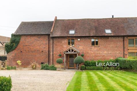 Swallow Barn Iverley 2.jpg
