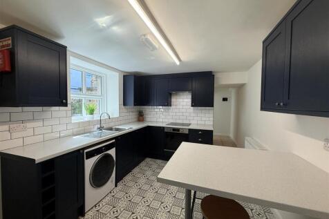 7, Holyhead Road, Bangor photo 3