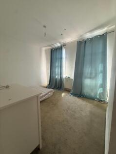Smeaton Road, Chigwell, Essex photo 3