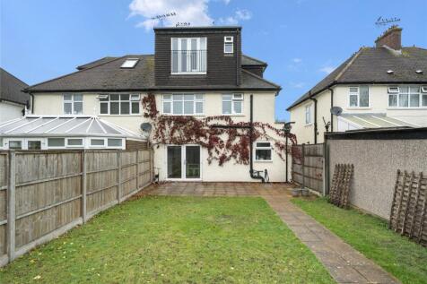 4-bed semi-detached on Tartar Road, Cobham, Surrey, KT11, £3,250/mo